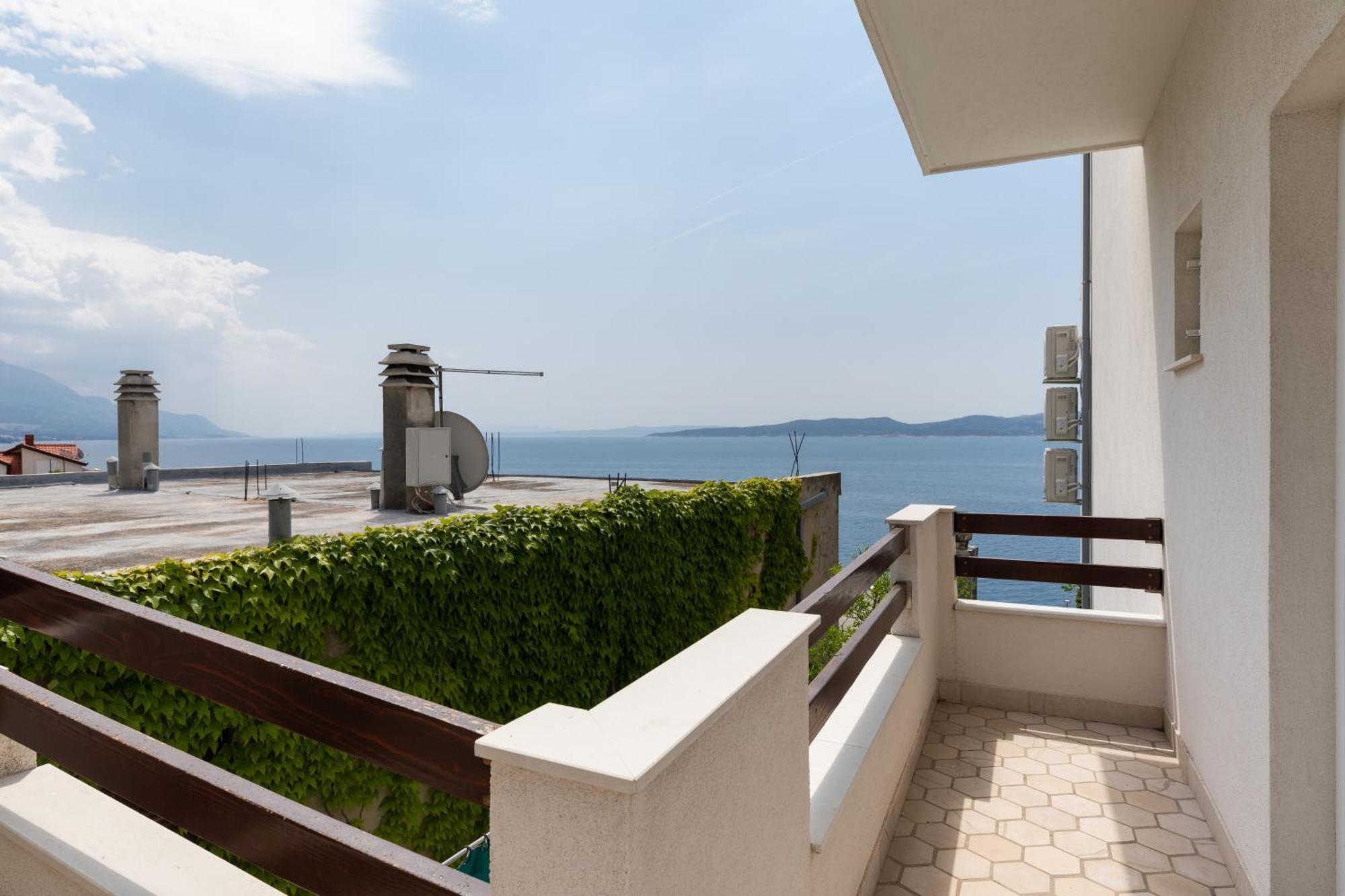 Apartments With A Parking Space Pisak, Omis - 5975 ภายนอก รูปภาพ